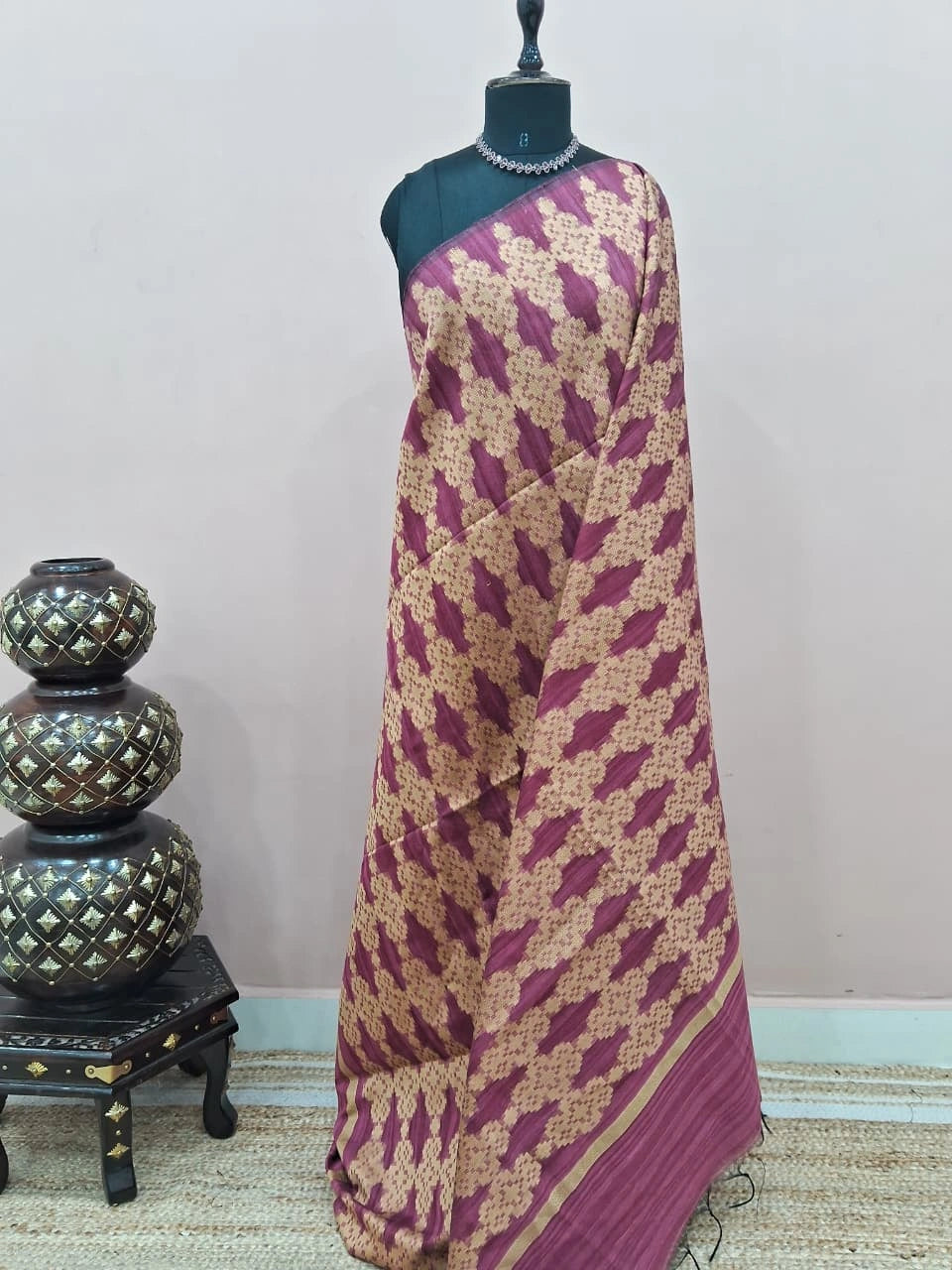 Onion Pink Gicha saree 