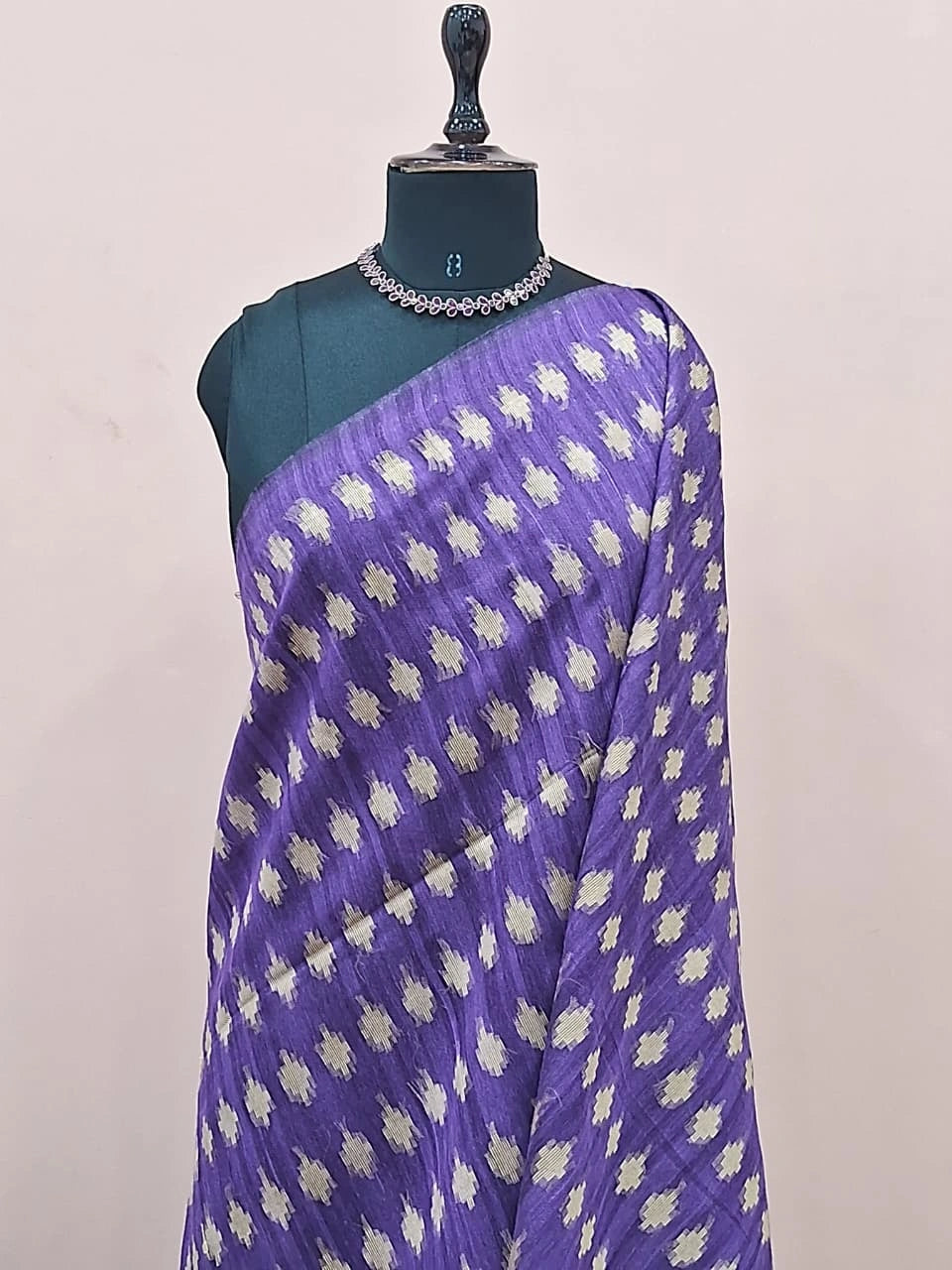 Purple-Shaded Gicha Saree 1
