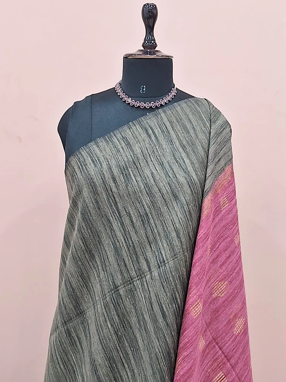 Dark Grey-Shaded Plain Gicha Saree 1