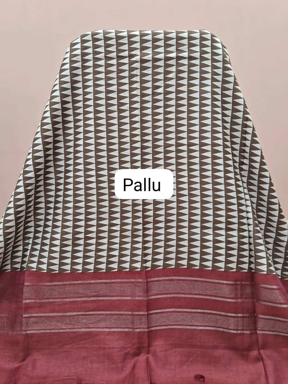 Brown Jute Saree pallu
