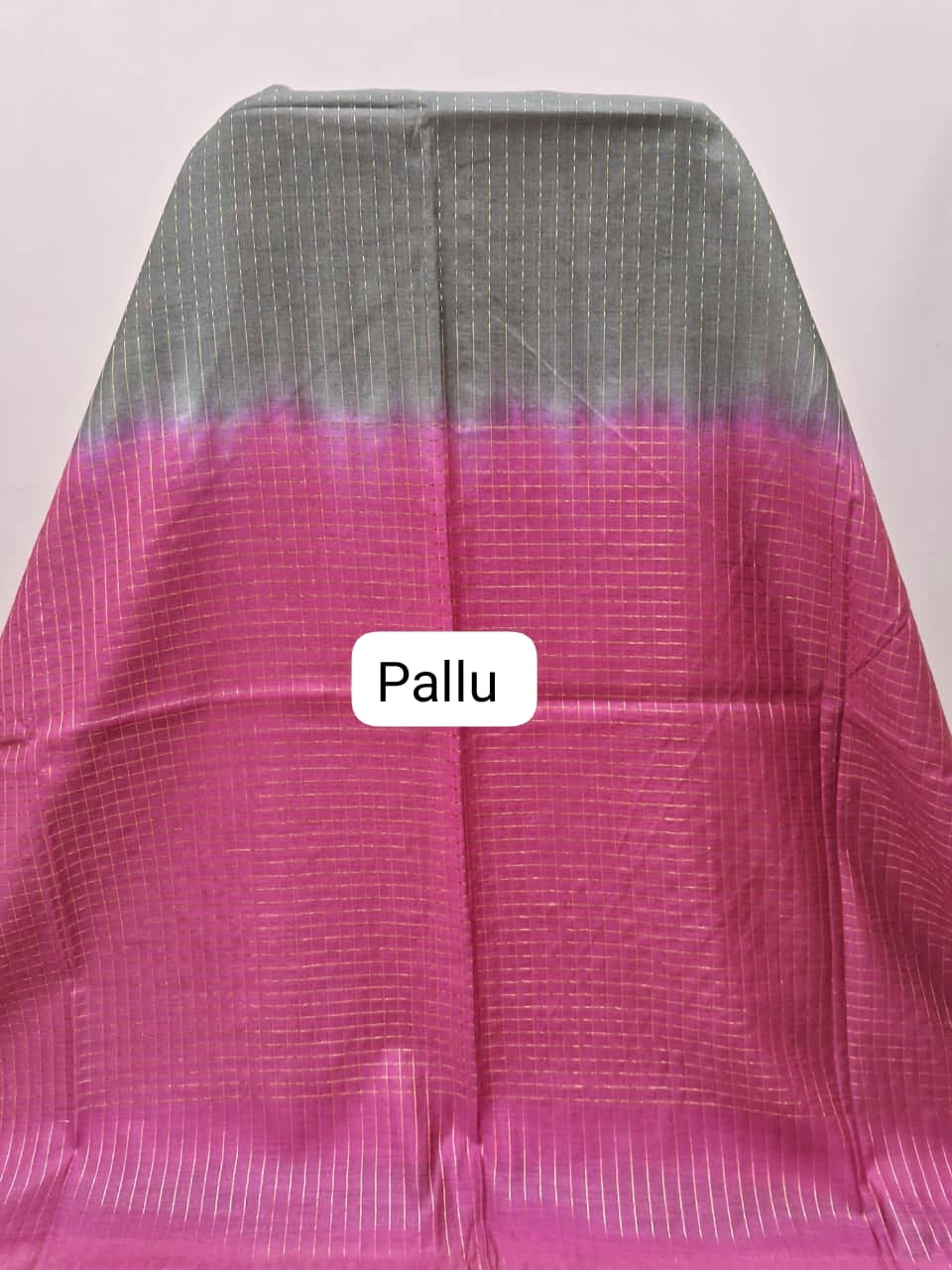 Olive Green Bamboo Silk Saree pallu