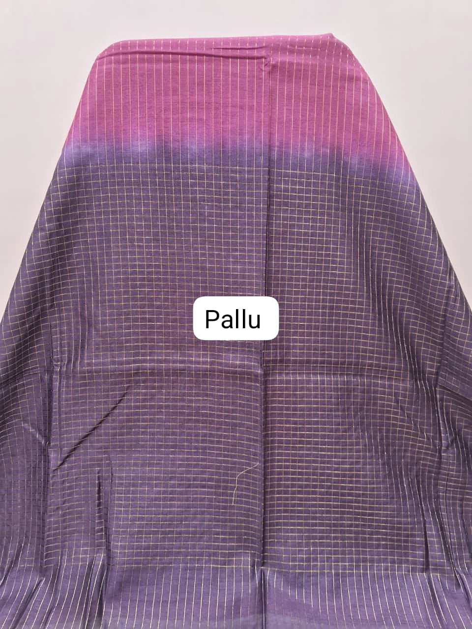 Dark pink bamboo silk saree pallu