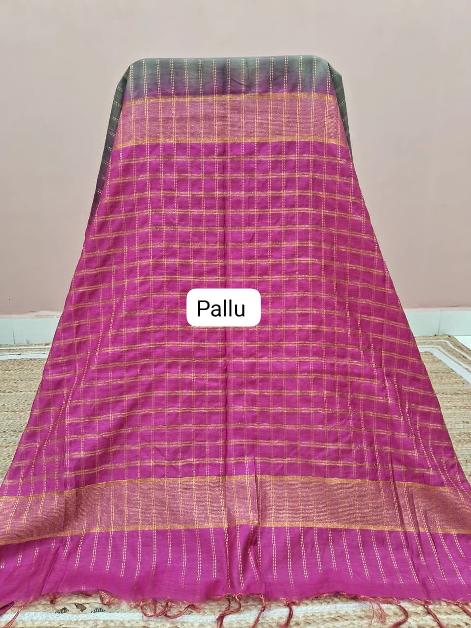 Dark Green Bamboo Silk Saree pallu