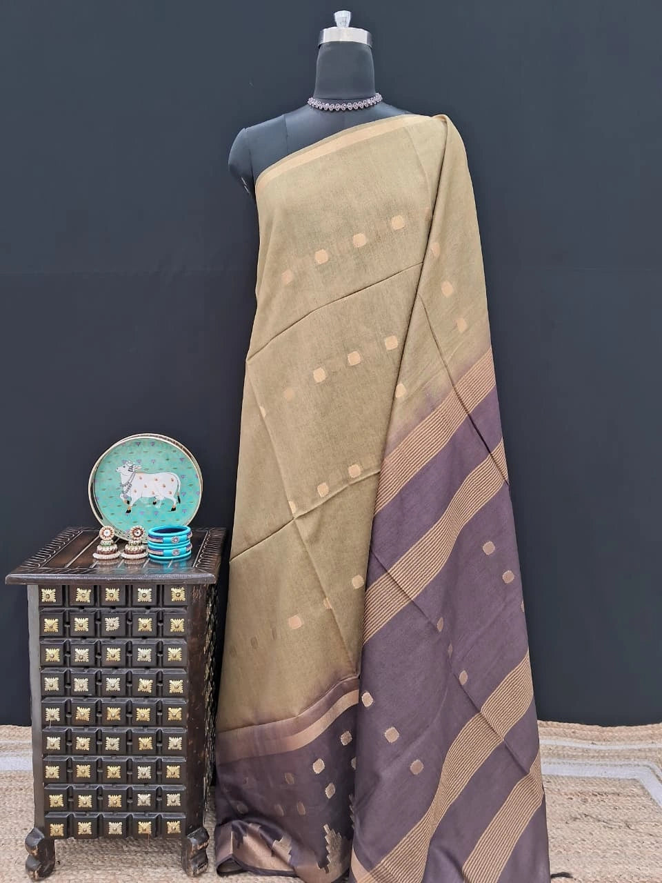 Traditional Mehendi Green Bamboo Silk Saree 