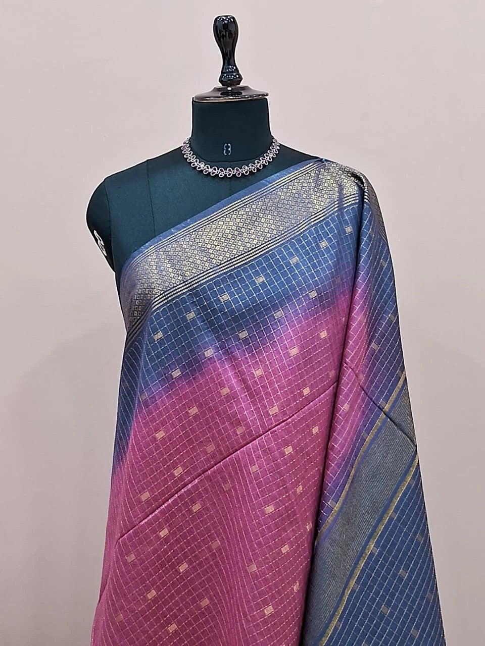 Pink Zari-Checked Bamboo Silk Saree 2