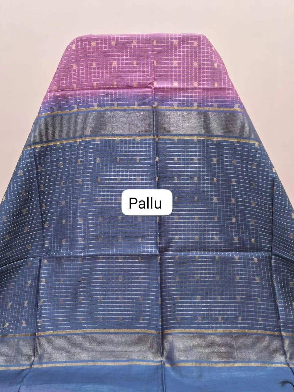 Pink Zari-Checked Bamboo Silk Saree pallu