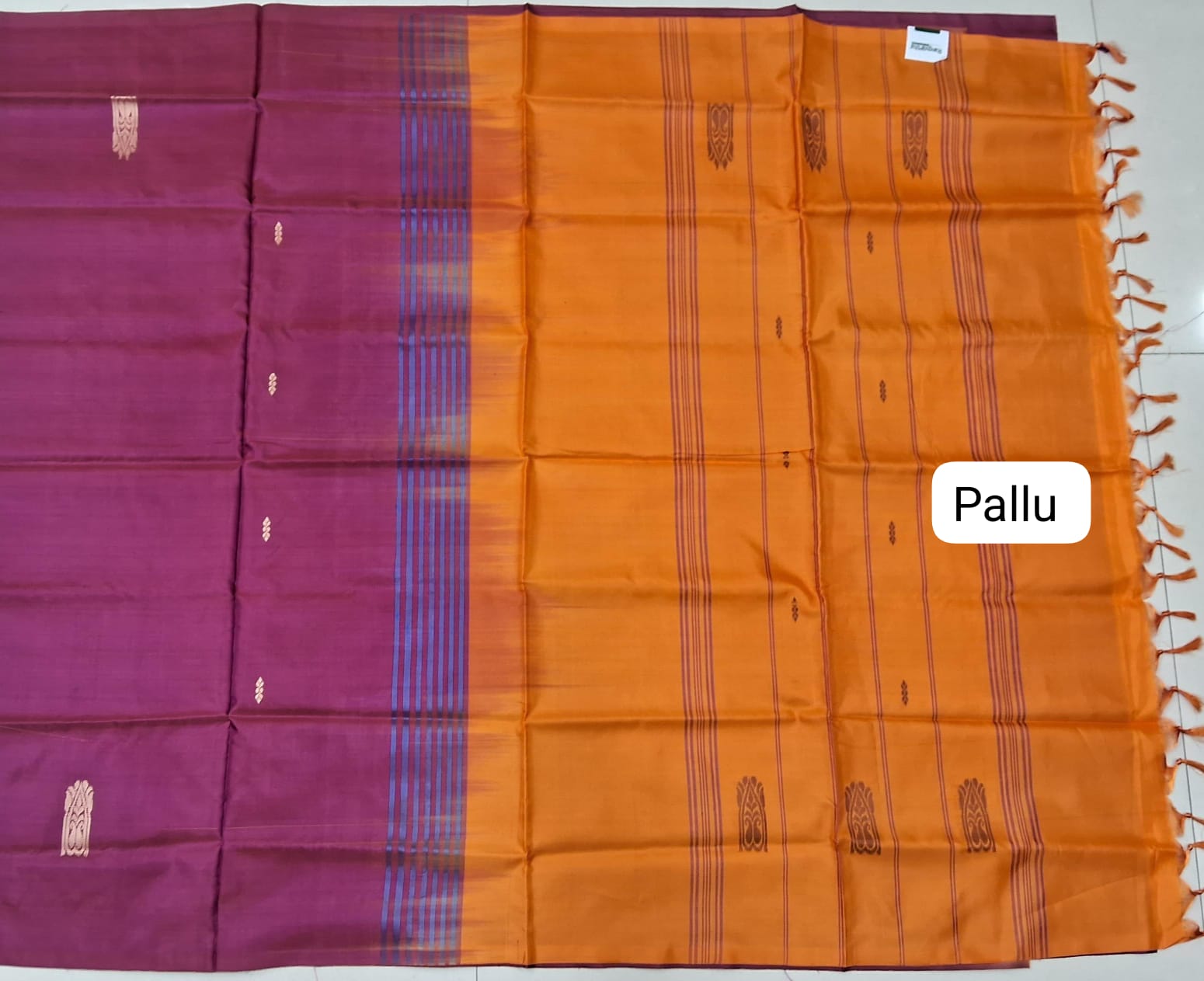 Dark Onion Pink Hand Woven Banana Silk Saree pallu
