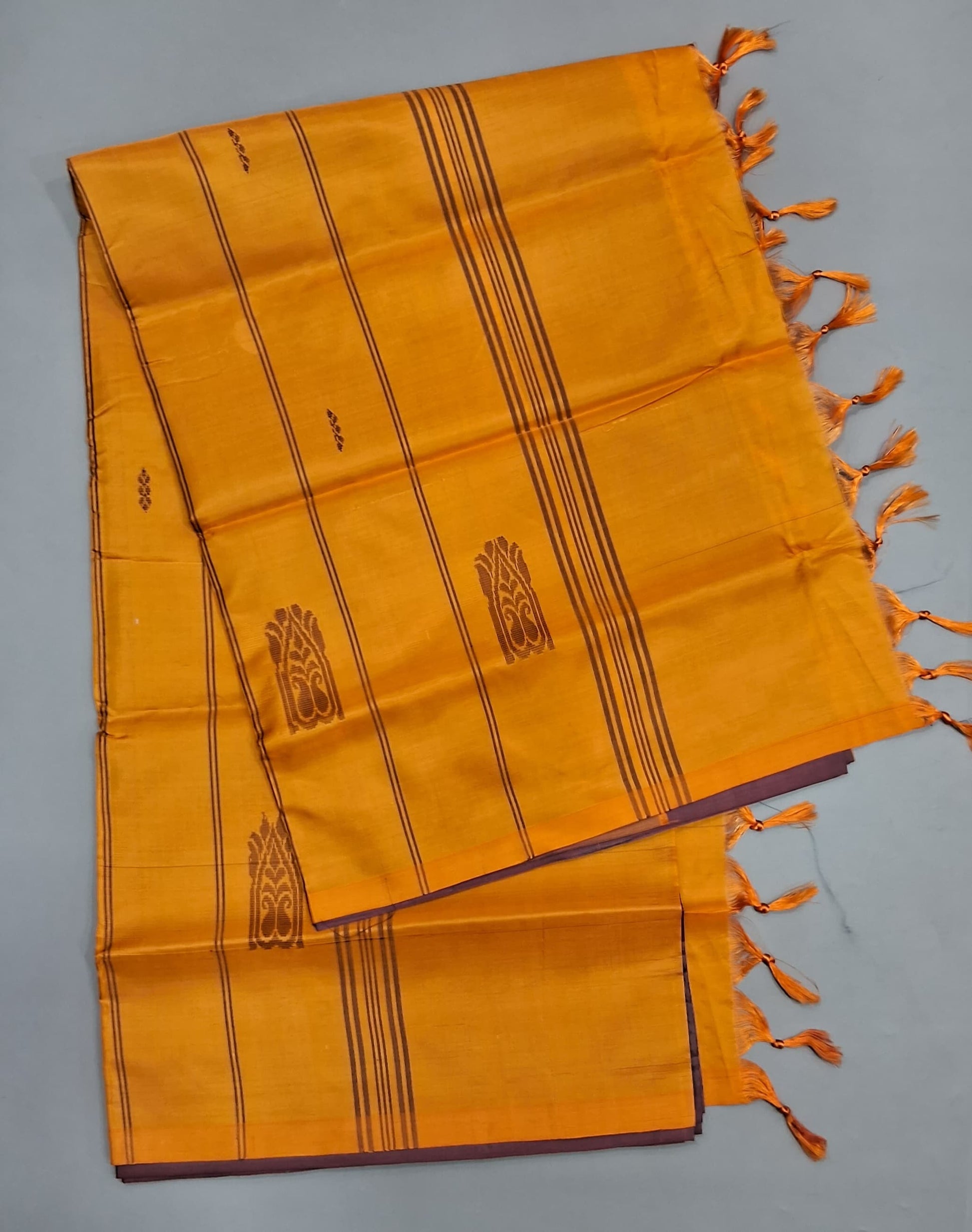 Chocolate Brown Hand Woven Banana Silk Saree