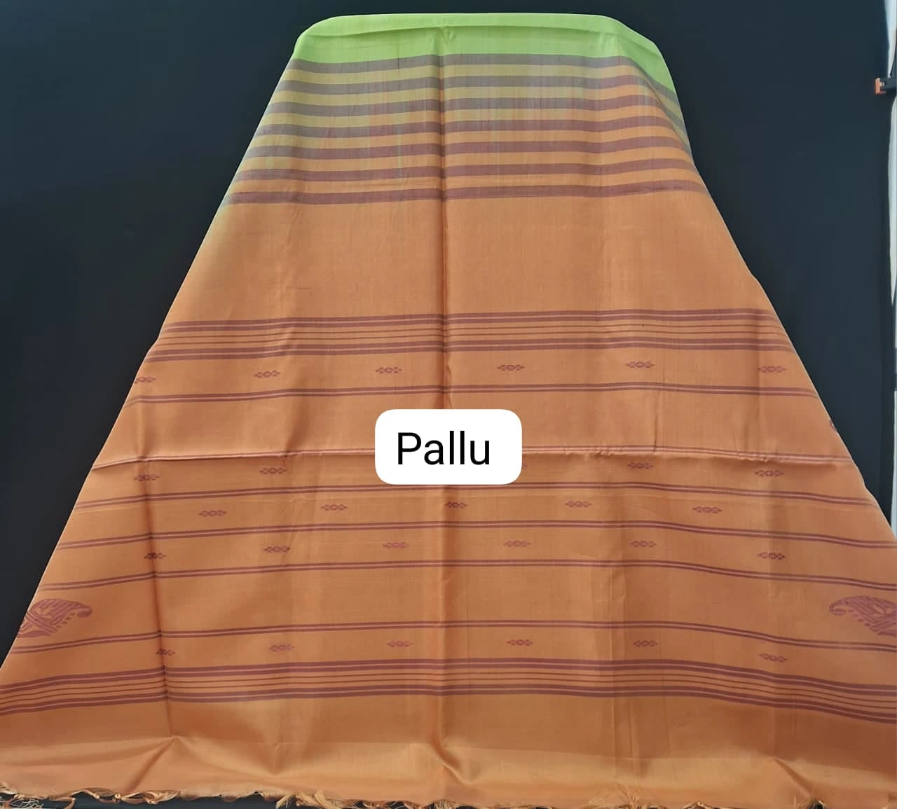 Bright Green Handwoven Banana Silk Saree pallu
