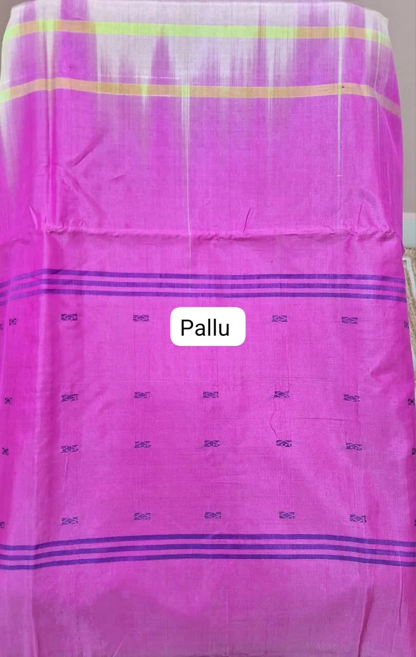Leaf green handwoven banana silk saree pallu