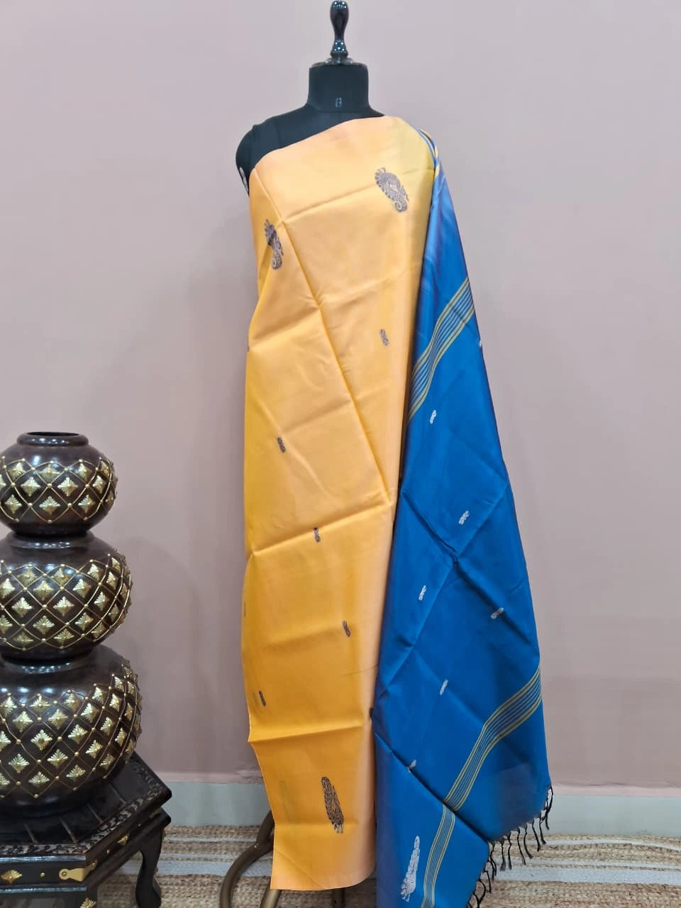 Light yellow handwoven banana silk saree 