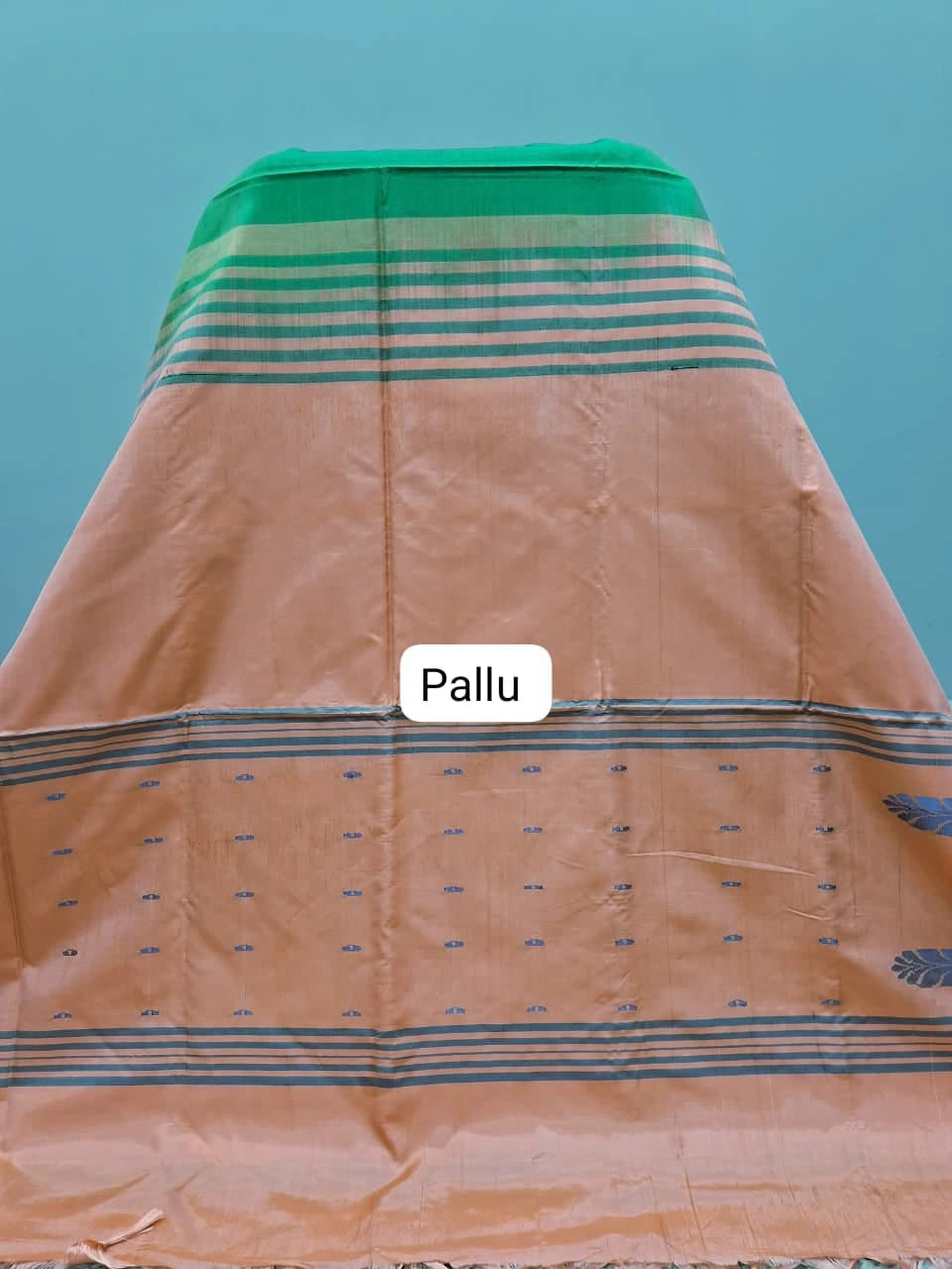 Parrot Green Handwoven Banana Silk Saree Pallu