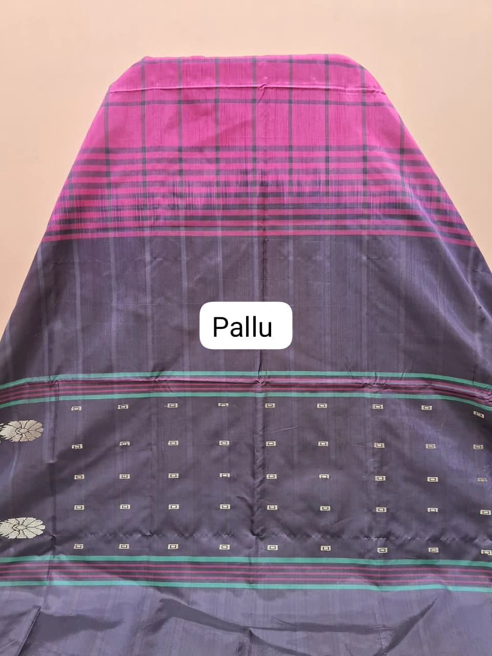 Rani Pink Handwoven Banana Silk Saree Pallu