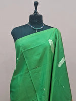 Dark Green Handwoven Banana Silk Saree 1