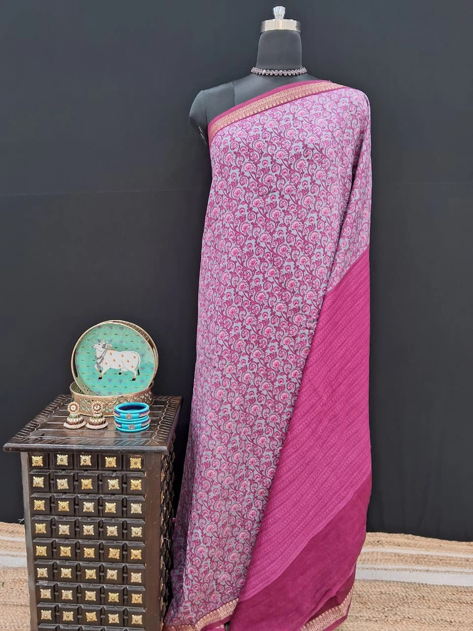 Elegant Grey Chanderi Saree 