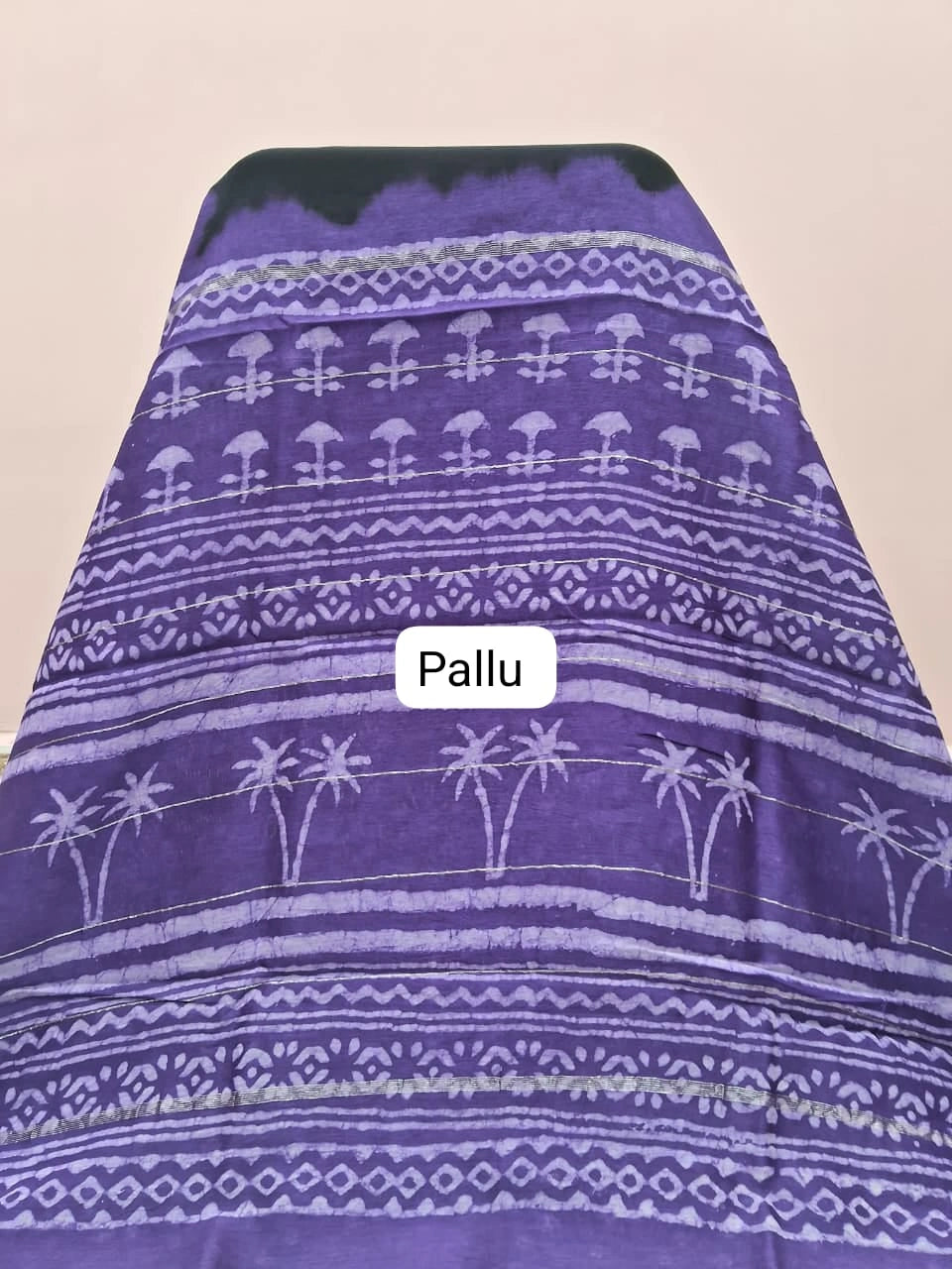 Timeless Black Chanderi Saree pallu