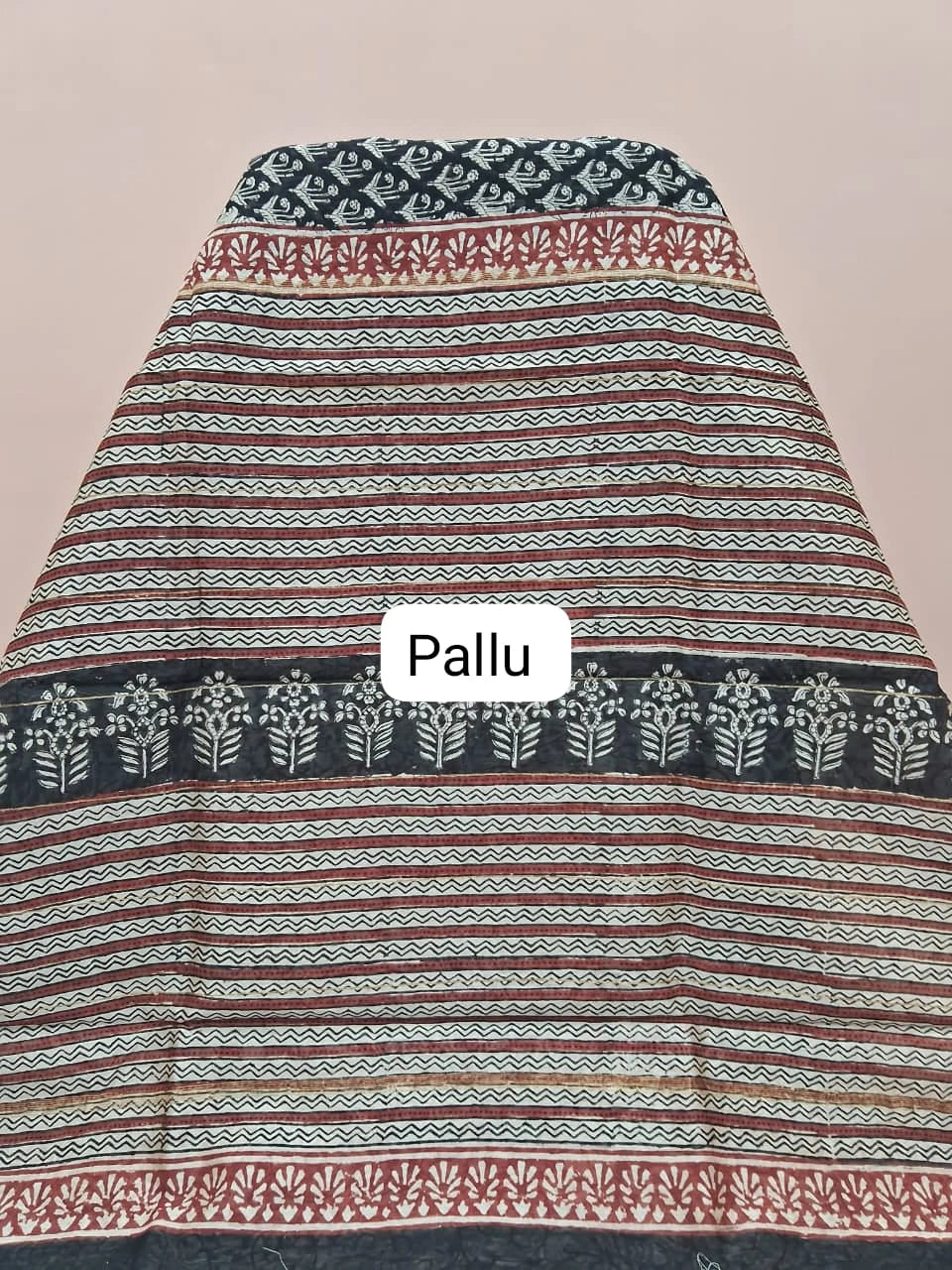 Classic Black Woven Chanderi Saree Pallu