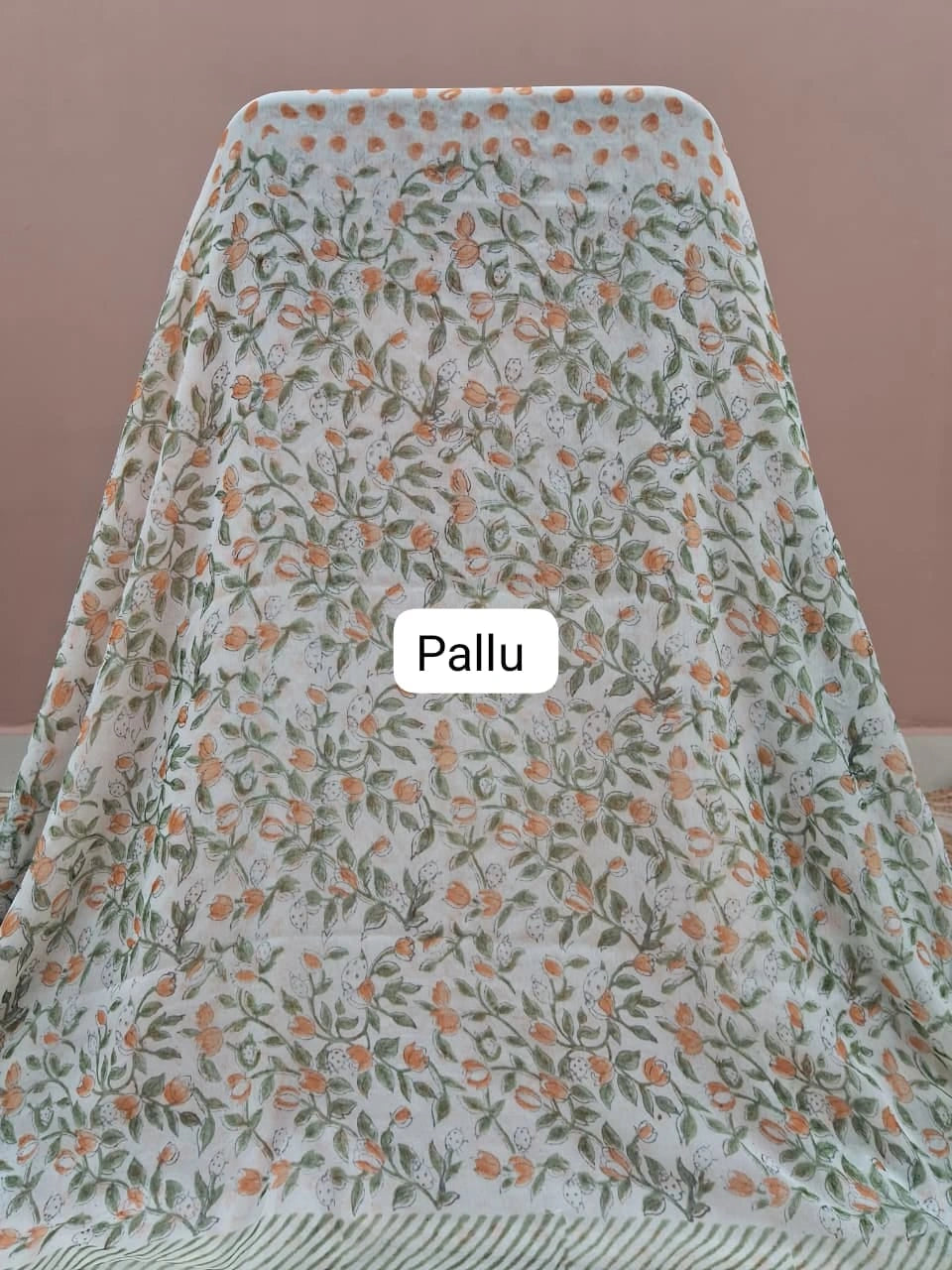 White Chiffon Saree Pallu