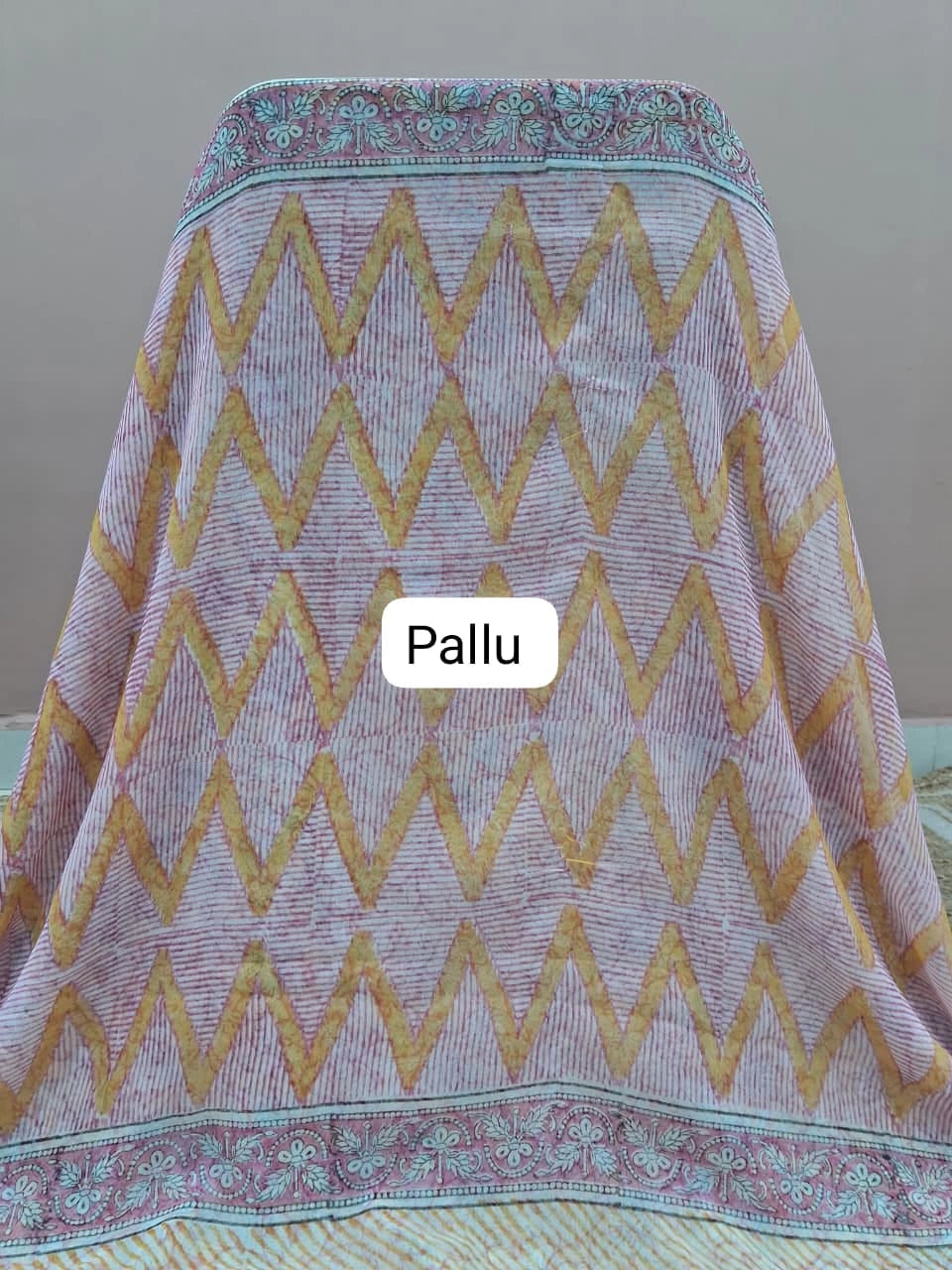 Light Mustard Yellow Chiffon Saree Pallu