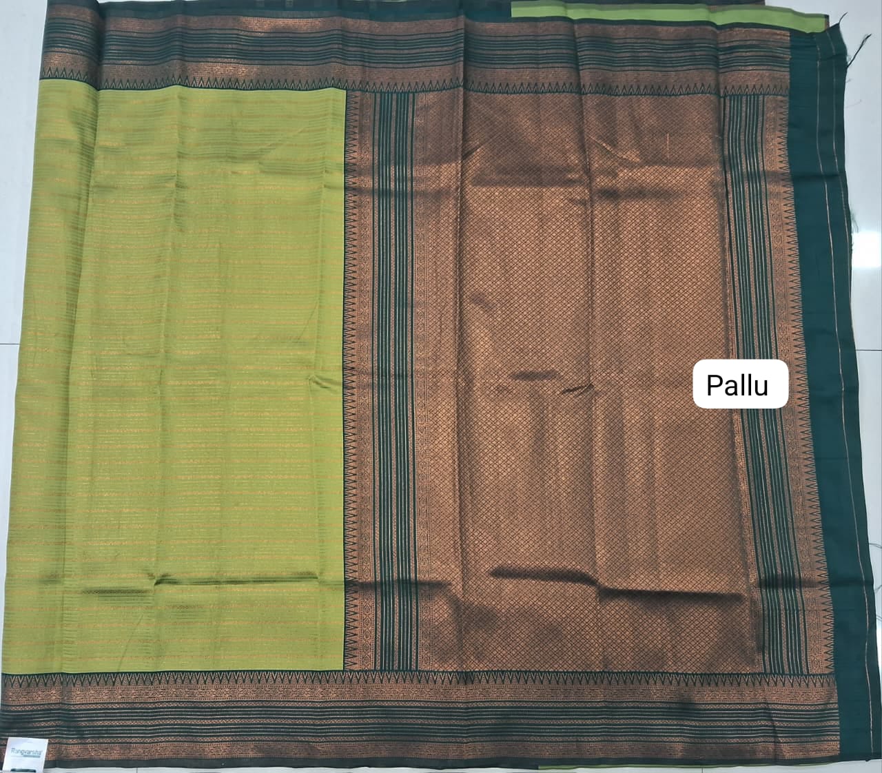 Bright Green Kanchi Semi Silk Saree Pallu