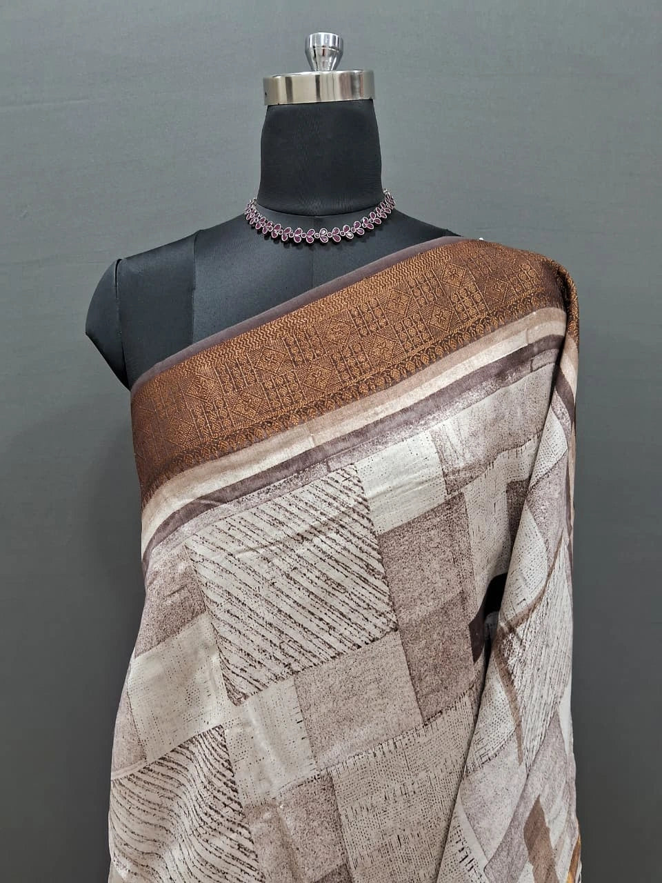 Opulent White Chanderi Saree 