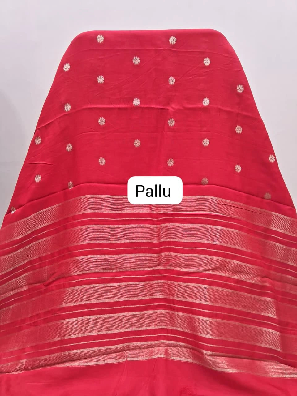 Fire Red Crepe Silk Saree Pallu