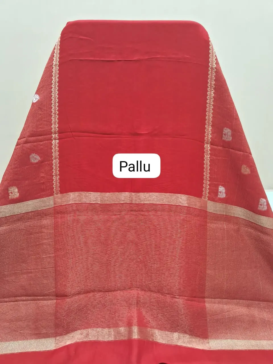 Red Banarasi Crepe Silk Saree  pallu