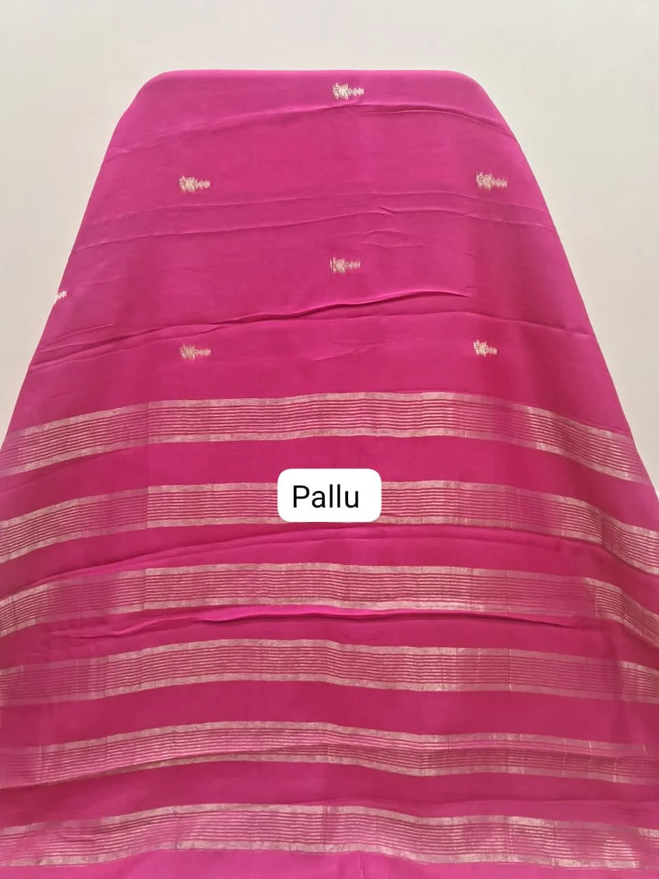 Pink Crepe Silk Saree pallu