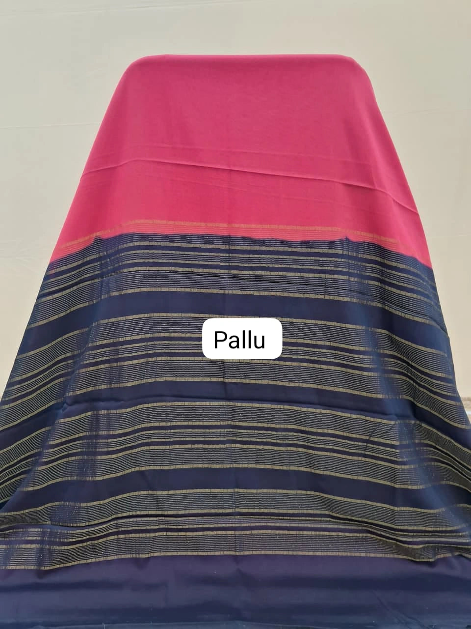 Reddish Pink Crepe Silk Saree pallu