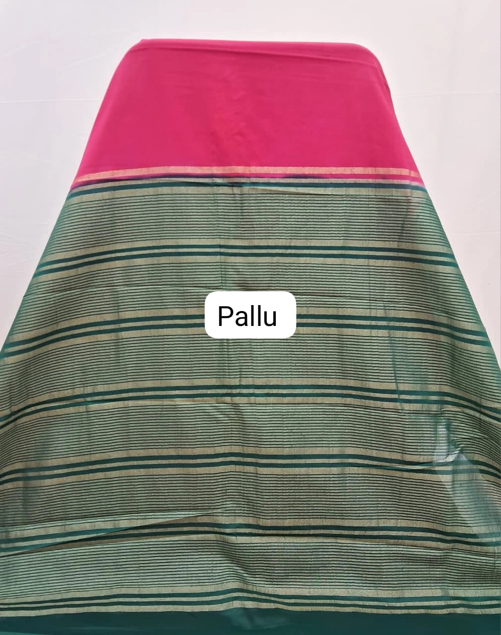 Bold Fire Red Crepe Silk Saree pallu