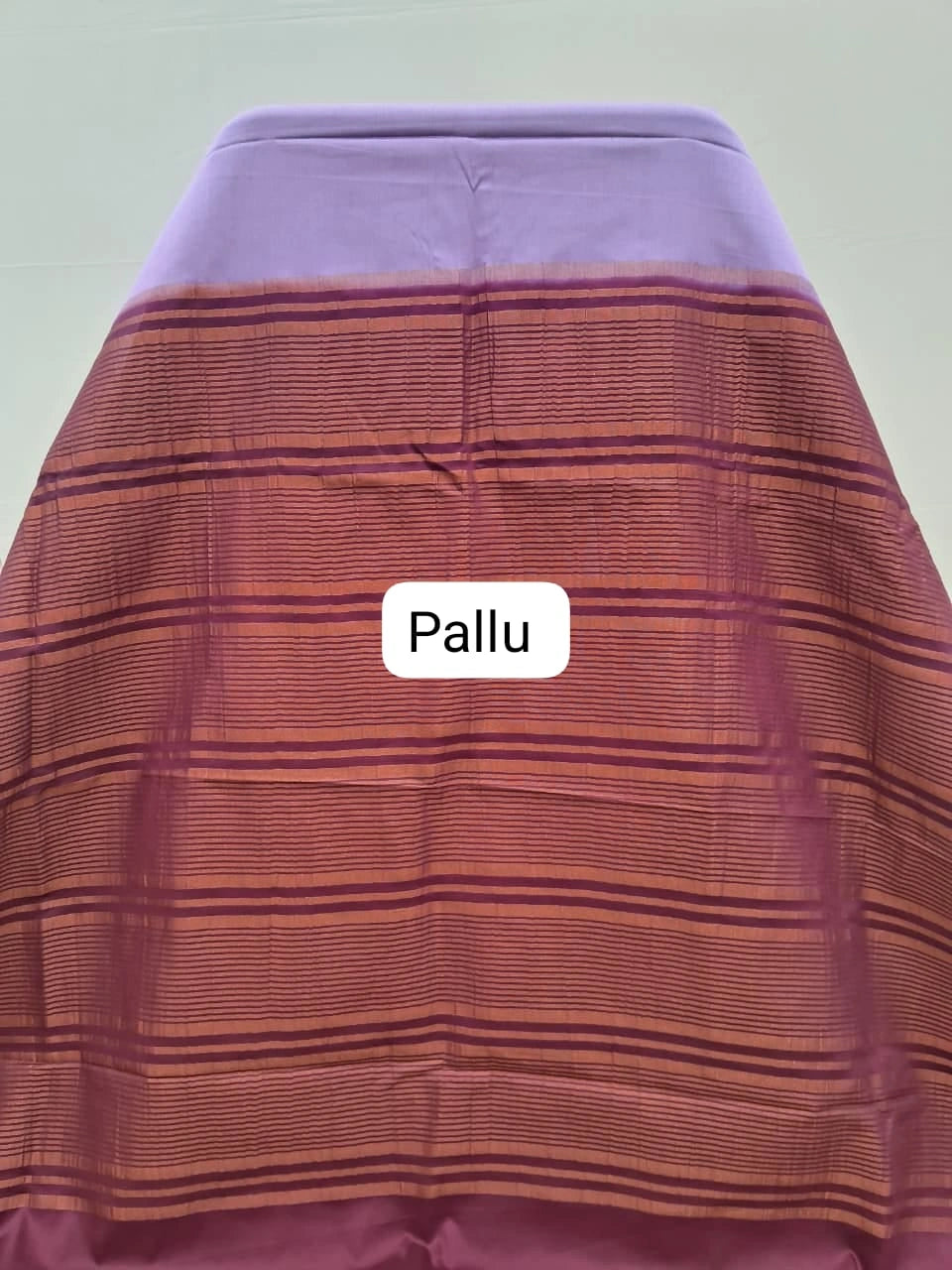 Lavender Plain Crepe Silk Saree pallu