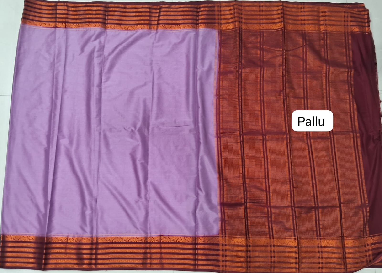 Lavender Plain Crepe Silk Saree pallu