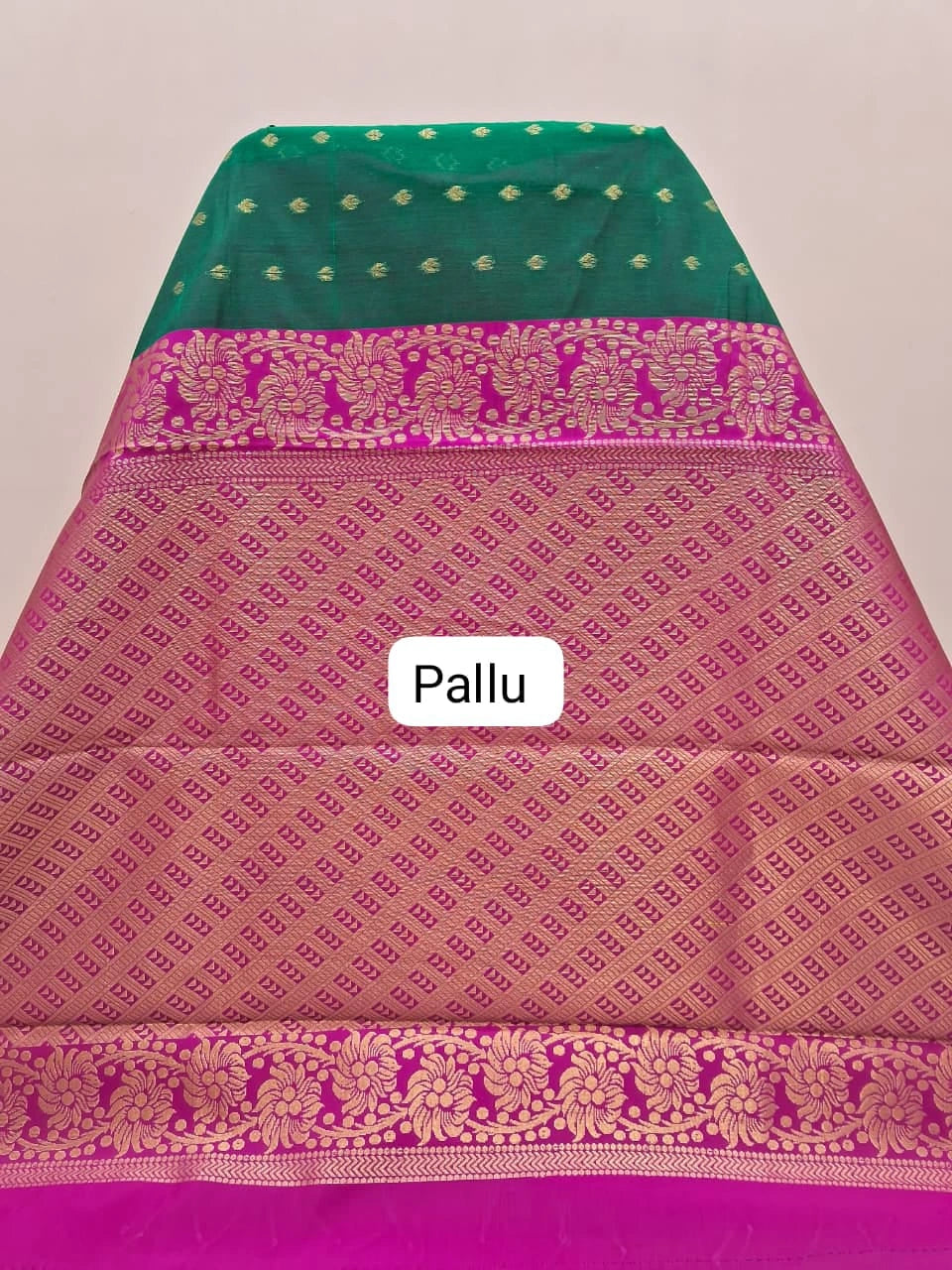 Bottle Green Chettinad Silk Cotton Saree Pallu