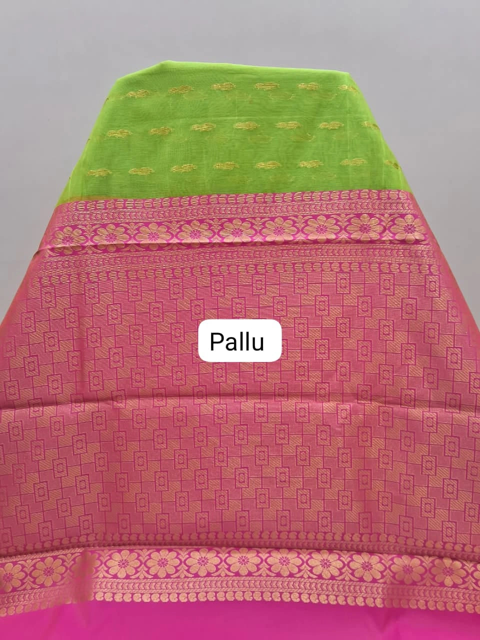 Parrot Green Chettinad Silk Cotton Saree Pallu