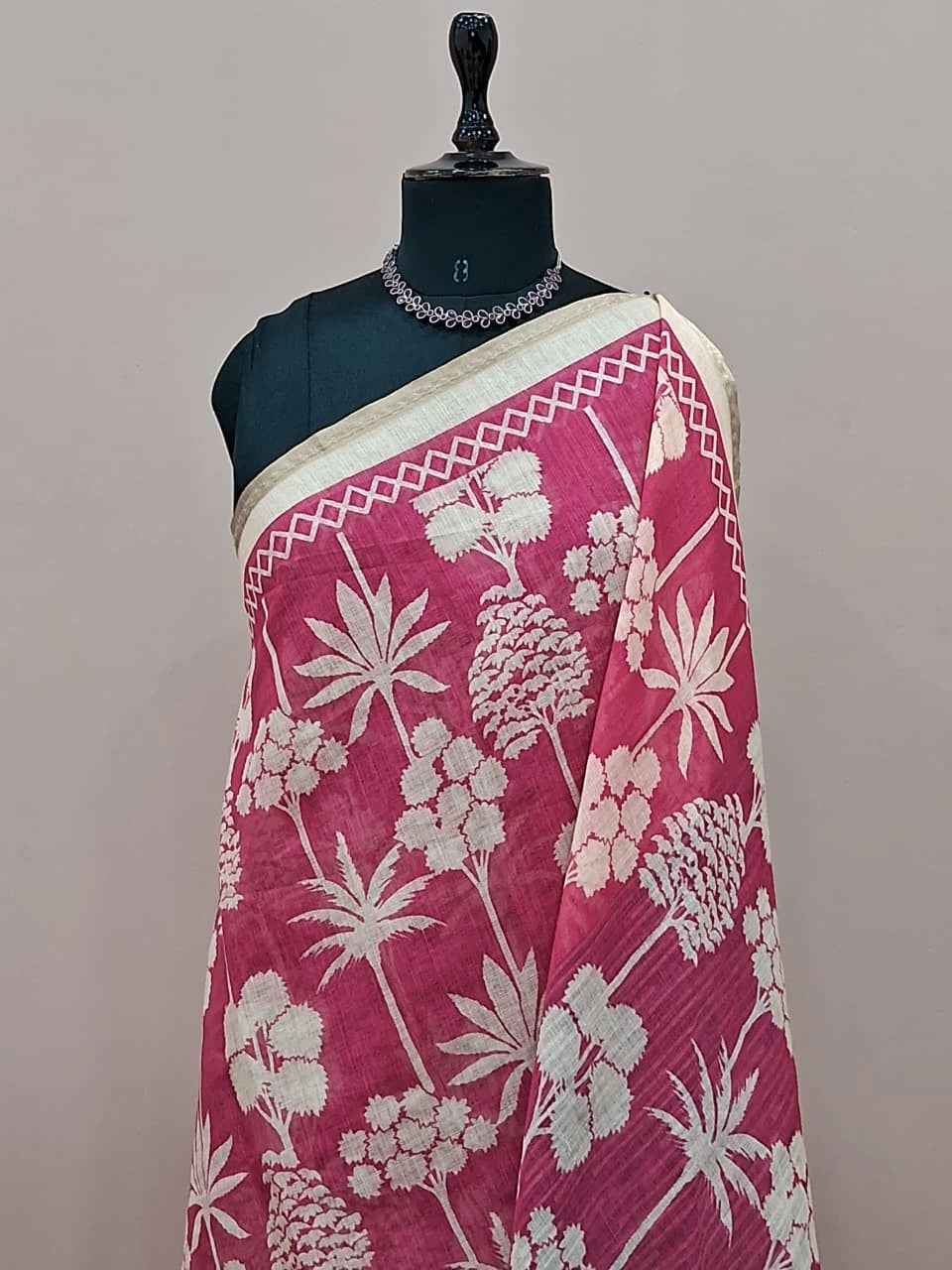 Graceful pink Chandheri saree 1