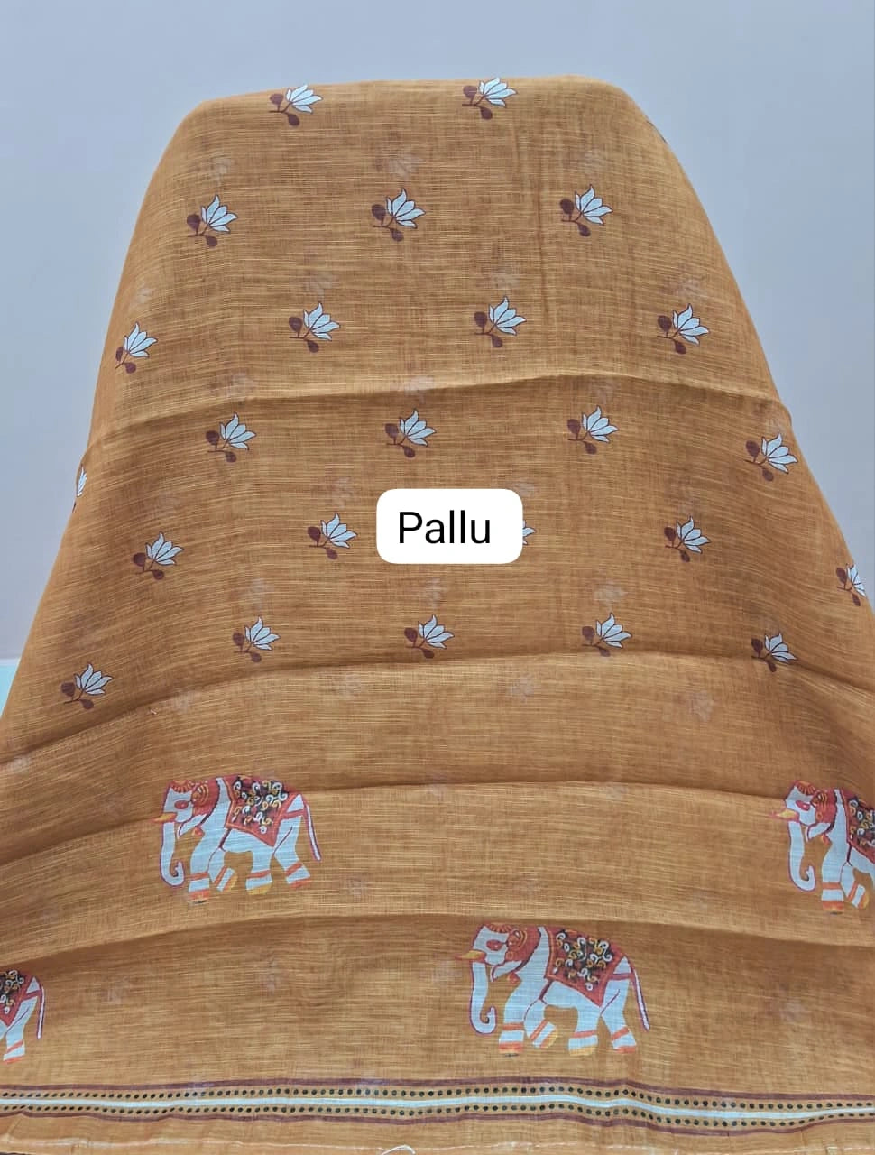 Mustard Yellow Chandheri Saree pallu