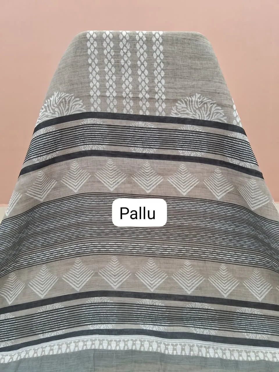 Ash Grey Chandheri Saree Pallu
