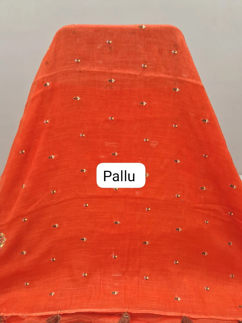 Orange Linen Saree pallu