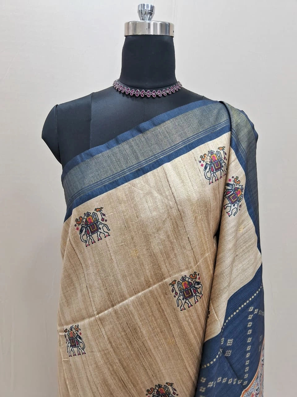 TS024401 Elegant Beige Semi Tussar Saree