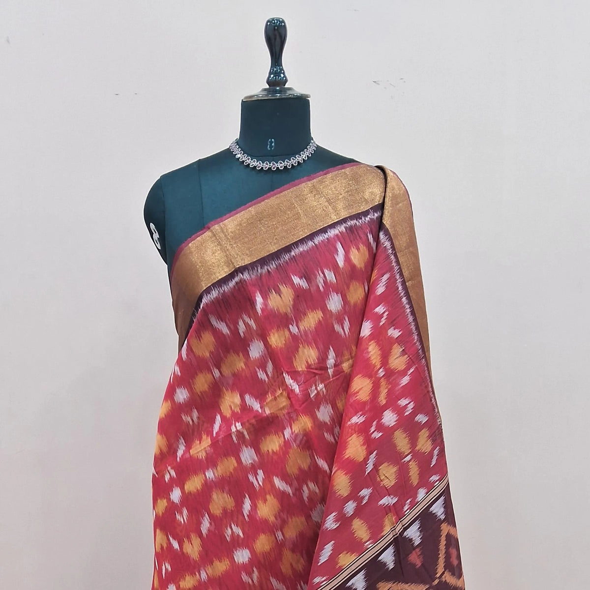 Pale Red Ikkat Silk Cotton Saree 1