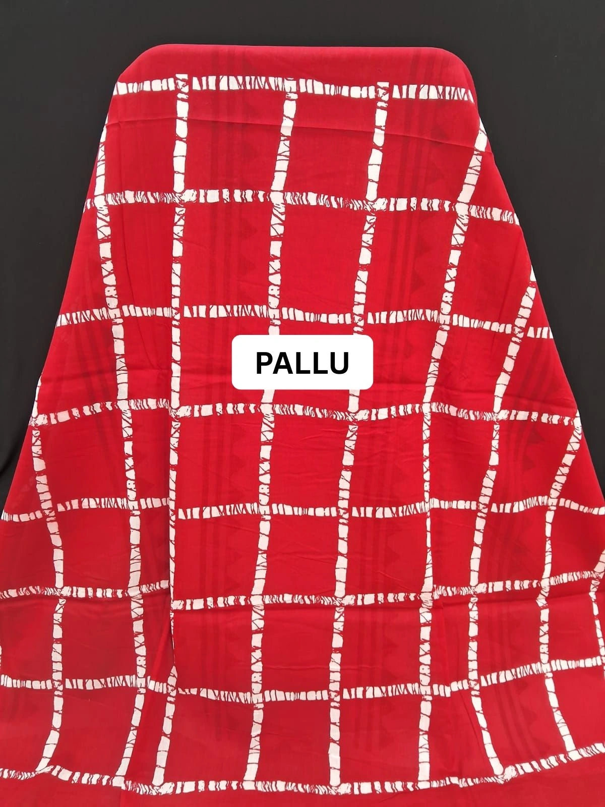 Vibrant Red & White Handcrafted Mulmul Cotton Saree pallu