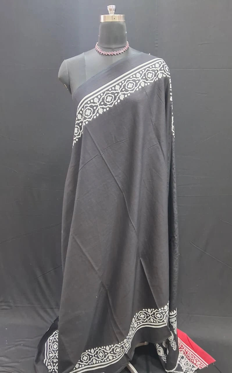 Black & White Mulmul Cotton Saree