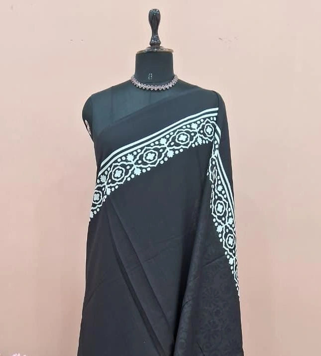 Elegant Black & White Mulmul Cotton Saree 1
