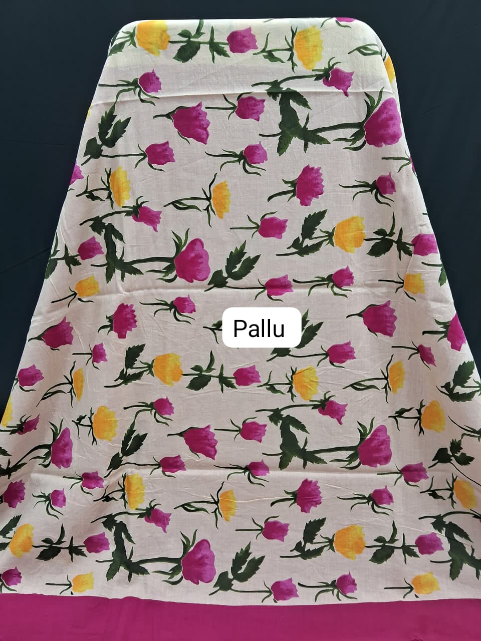 Cream Mulmul Cotton Saree with Vibrant Pink & Orange Floral Prints pallu