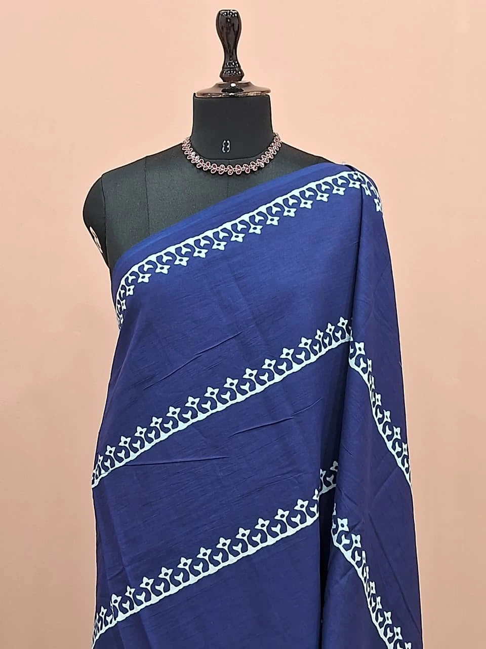 Navy Blue Floral stripe mulmul Cotton Saree 1