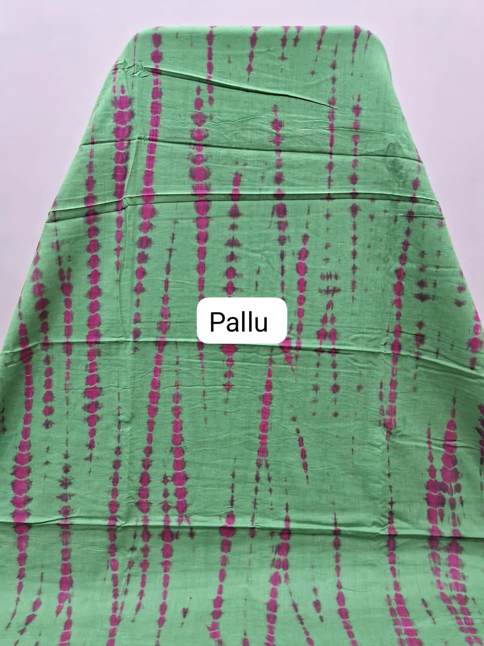Parrot Green Mulmul Cotton Saree Pllu
