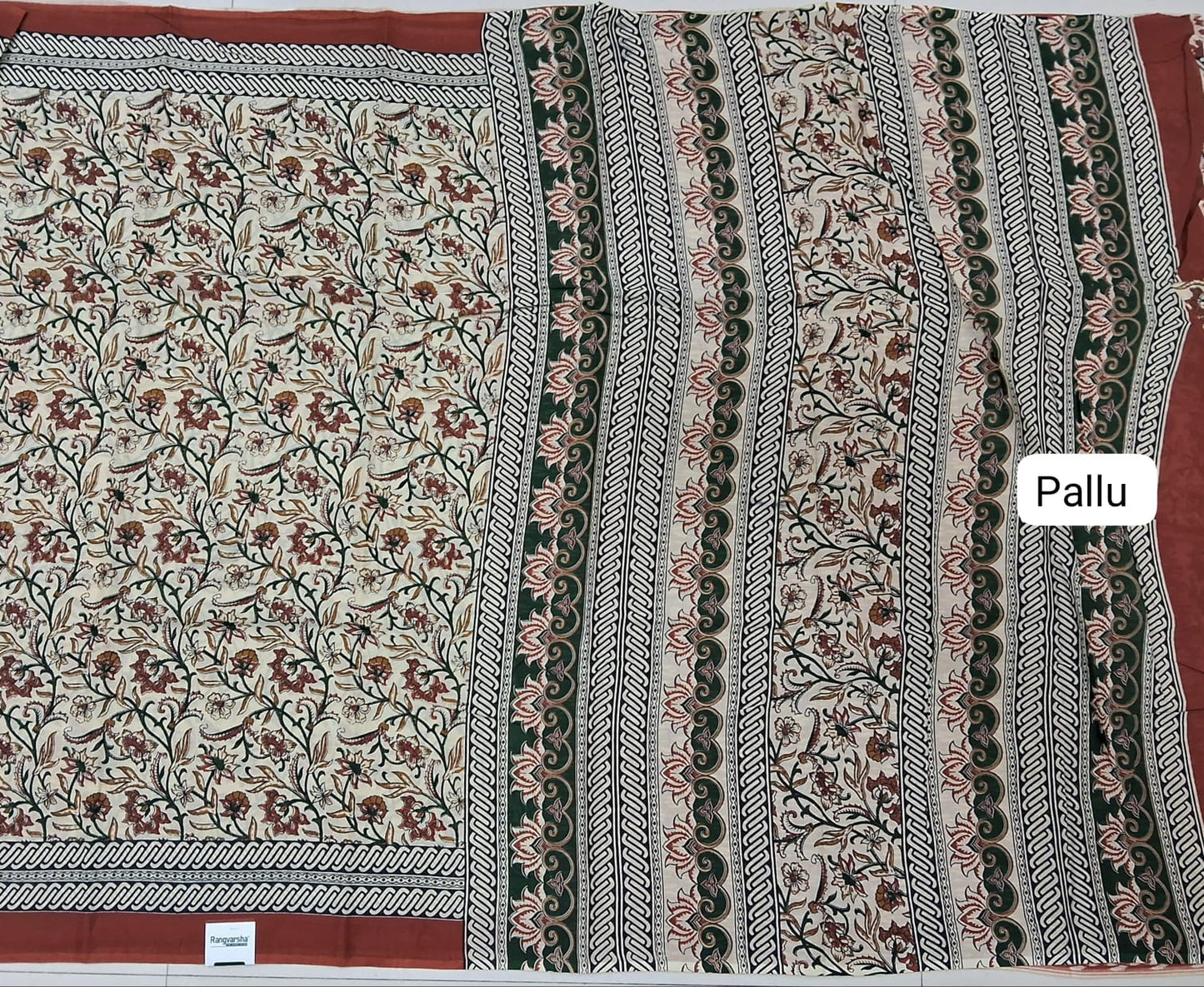 Cream Mulmul Cotton Saree pallu