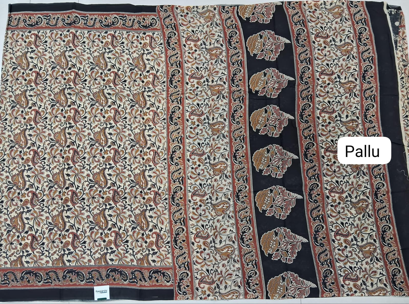 Cream Mulmul Cotton Saree pallu