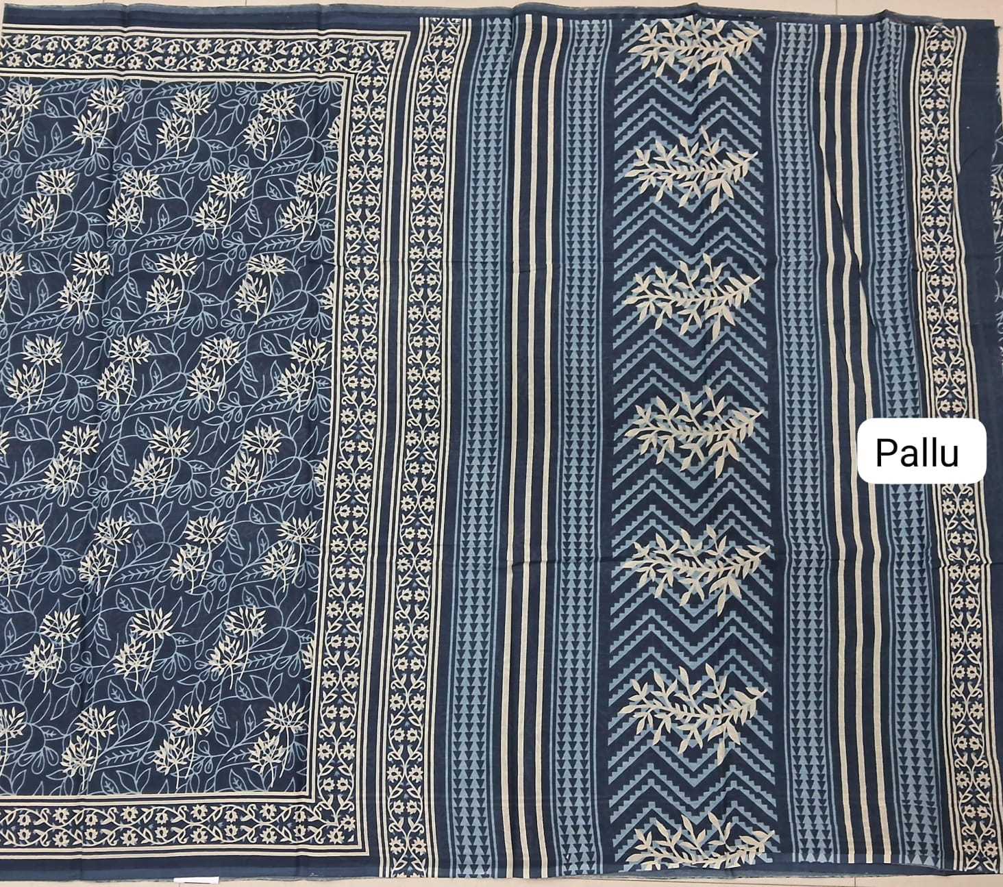 Dark Blue Mulmul Cotton Saree pallu