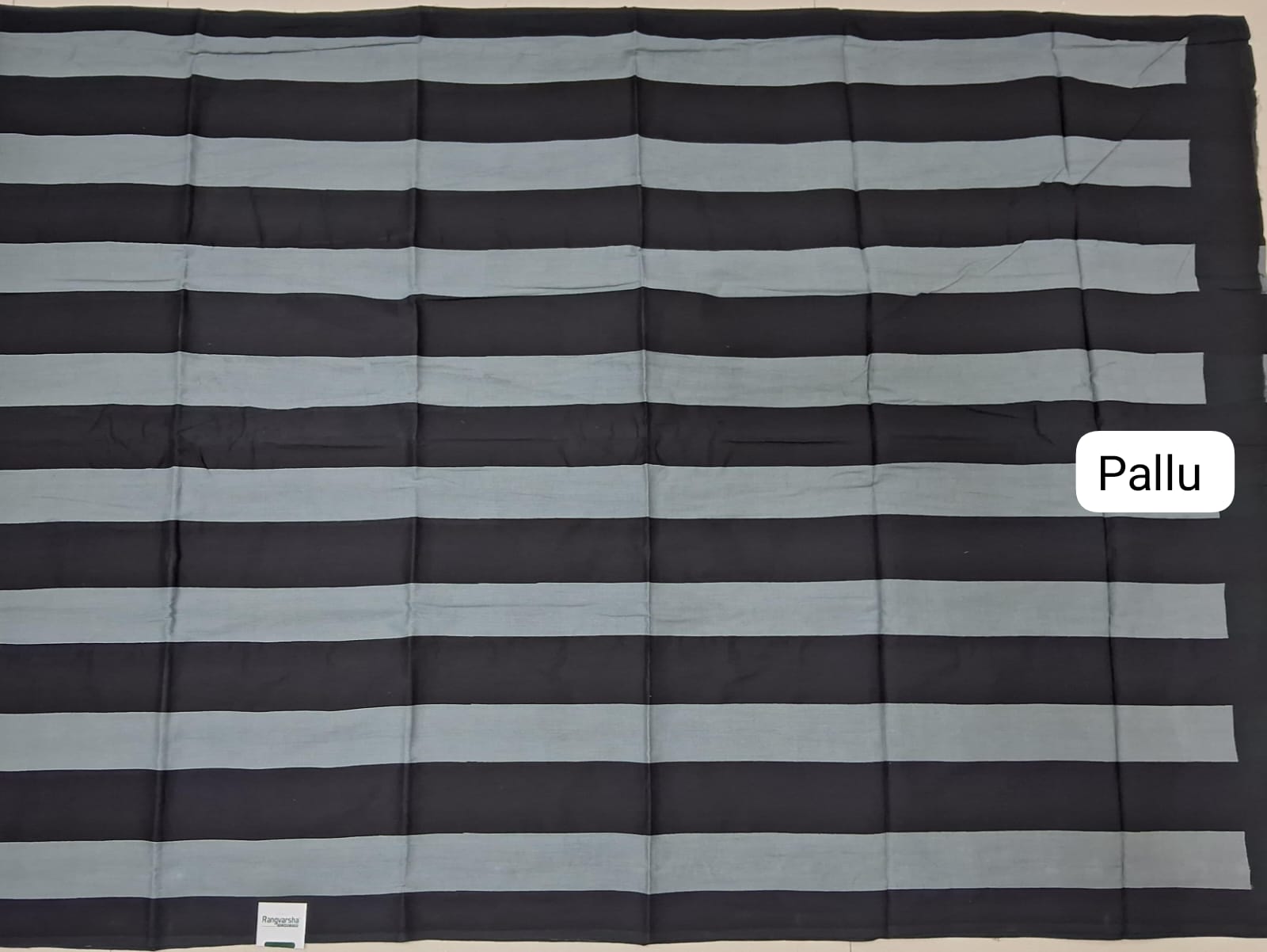 Metal Grey Mulmul Cotton Saree pallu